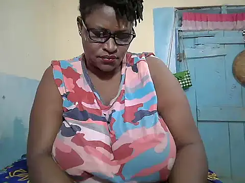 Snapshot of sexy_bigboobss chatting on February 16, 2026, 7:26 am sexy bigboobss online show from February 16, 2026, 7:26 am