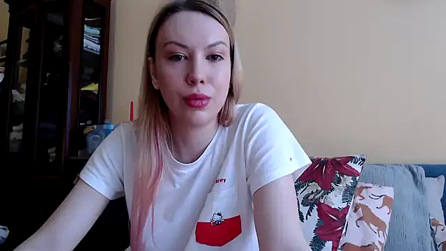 Snapshot of Scarlettford chatting on December 19, 2024, 10:34 am Scarlettford online show from December 19, 2024, 10:34 am