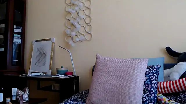 Snapshot of Scarlettford chatting on March 16, 2025, 2:00 pm Scarlettford online show from March 16, 2025, 2:00 pm