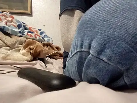 Xoc8  online show from November 1, 2025, 5:37 pm