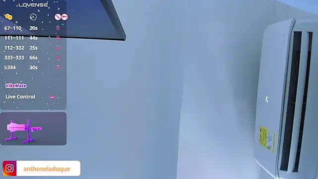 AnthonelaDuque online show from January 31, 2025, 7:29 pm