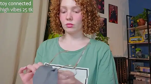 Snapshot of _lightmyfire chatting on February 19, 2025, 7:27 pm  lightmyfire online show from February 19, 2025, 7:27 pm