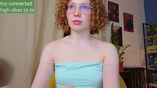 Snapshot of _lightmyfire chatting on March 1, 2025, 3:27 pm  lightmyfire online show from March 1, 2025, 3:27 pm