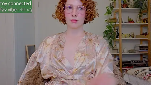 Snapshot of _lightmyfire chatting on October 5, 2025, 6:12 am  lightmyfire online show from October 5, 2025, 6:12 am