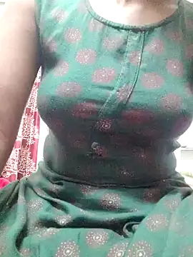 rituporna2004 online show from December 10, 2024, 4:49 pm