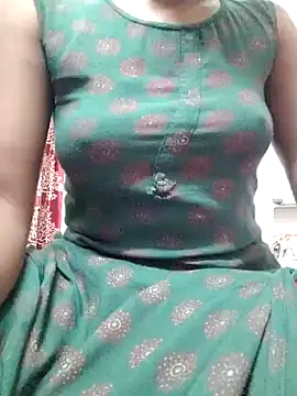 rituporna2004 online show from December 27, 2024, 4:10 pm