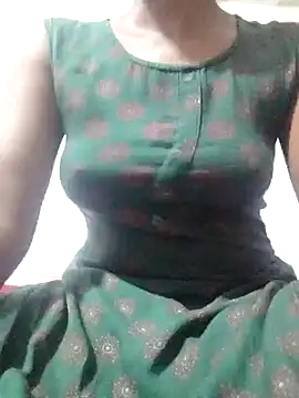 rituporna2004 online show from January 17, 2025, 2:07 pm