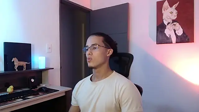 alejo x3 online show from December 27, 2024, 11:21 pm