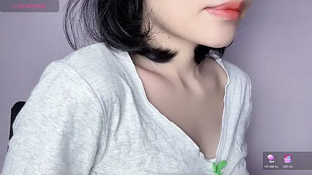 Snapshot of Baenee chatting on October 30, 2025, 5:24 pm Baenee online show from October 30, 2025, 5:24 pm