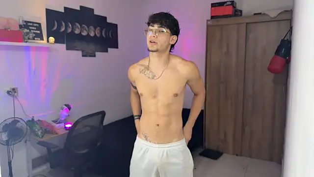 Kisan Smith online show from October 13, 2025, 2:55 am