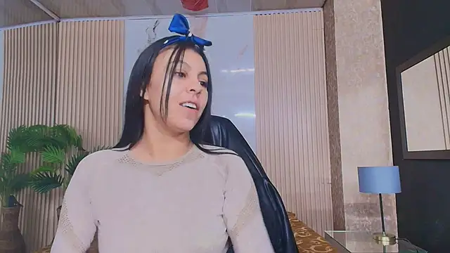 Snapshot of Juliet_Nasty chatting on October 30, 2025, 12:17 pm Juliet Nasty online show from October 30, 2025, 12:17 pm