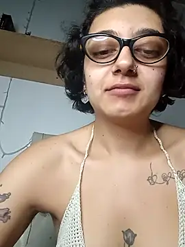 ConeNella online show from November 26, 2025, 10:55 pm