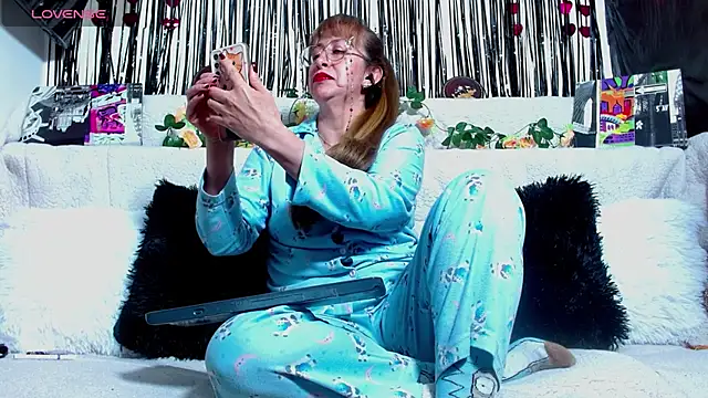 Wiktoria Brownx online show from April 18, 2026, 12:03 am