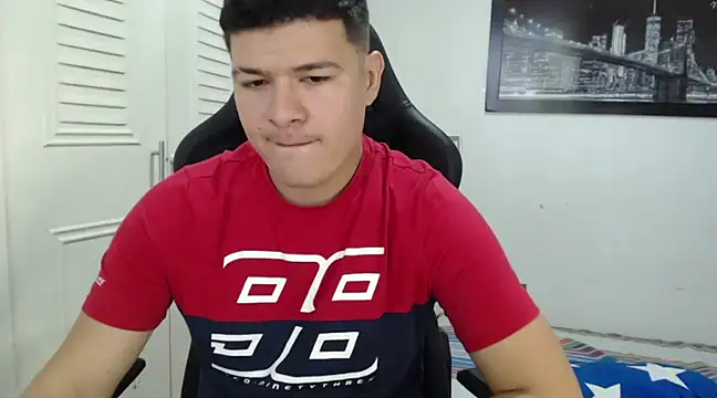 Plug Control online show from December 3, 2024, 5:12 pm