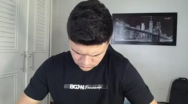 Plug Control online show from December 7, 2024, 3:19 pm