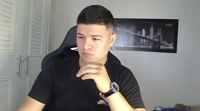 Plug Control online show from January 21, 2025, 2:37 pm