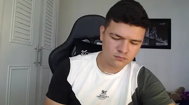 Plug Control online show from January 29, 2025, 4:08 pm