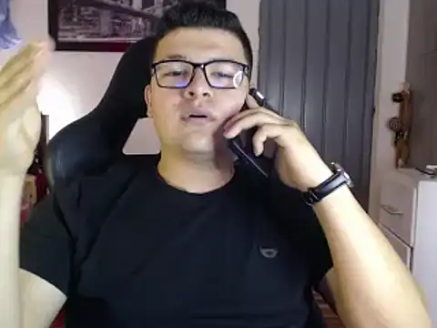 Plug Control online show from February 21, 2025, 7:32 pm