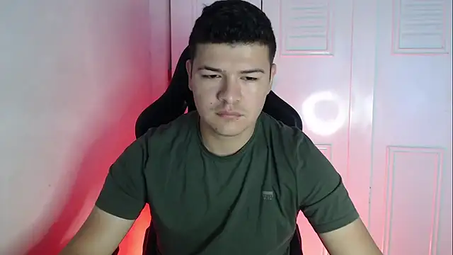 Plug Control online show from September 10, 2025, 1:44 pm