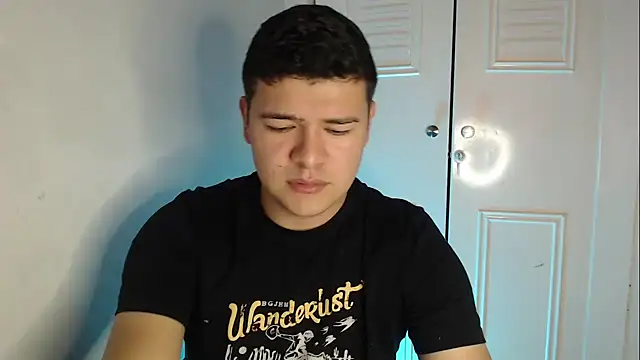 Plug Control online show from October 10, 2025, 3:33 pm