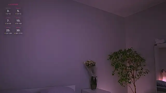 Snapshot of new_Claire chatting on March 22, 2025, 1:52 pm new Claire online show from March 22, 2025, 1:52 pm