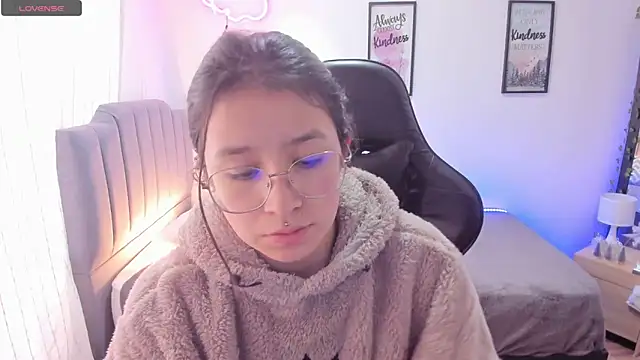 Amy joones online show from January 2, 2025, 1:40 pm