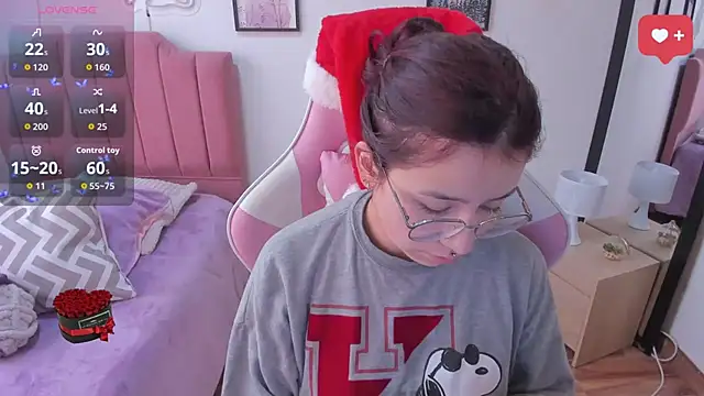 Amy joones online show from December 17, 2025, 12:44 pm