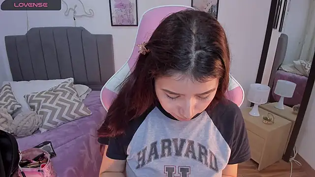 Amy joones online show from March 10, 2026, 11:26 am