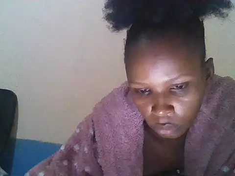 CharlotteDee online show from October 27, 2025, 6:45 pm