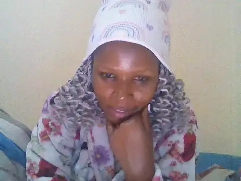 CharlotteDee online show from October 31, 2025, 7:48 pm