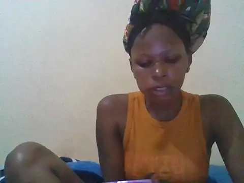 CharlotteDee online show from November 16, 2025, 7:08 pm