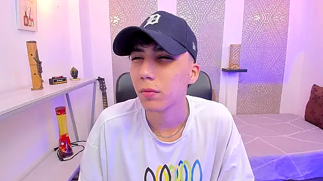 Nikolay Gregori online show from October 27, 2025, 4:16 am