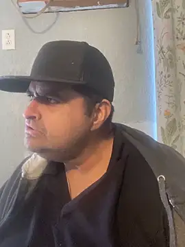 Snapshot of Miguel16i chatting on January 23, 2025, 5:21 pm Miguel16i online show from January 23, 2025, 5:21 pm