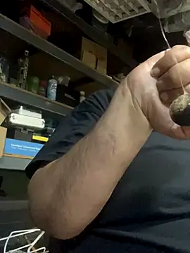 Snapshot of Miguel16i chatting on September 9, 2025, 7:30 am Miguel16i online show from September 9, 2025, 7:30 am