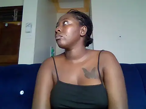 Snapshot of choco_dimples chatting on December 12, 2024, 3:27 pm choco dimples online show from December 12, 2024, 3:27 pm