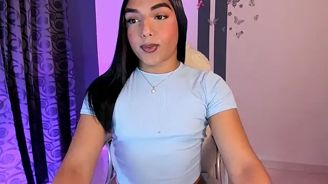 CandyLatinHott online show from December 4, 2025, 1:26 am