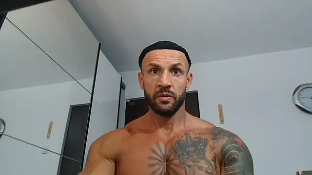 Magnificmuscles89 online show from July 21, 2026, 11:07 pm