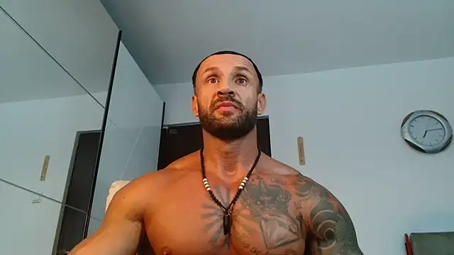 Magnificmuscles89 online show from July 30, 2026, 4:17 pm