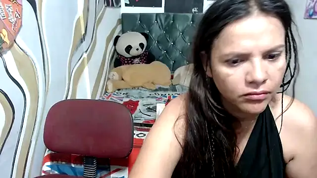 manzanahot9 online show from September 27, 2025, 11:15 am