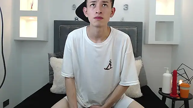 MaikCarver online show from January 10, 2025, 4:22 am