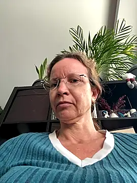 Snapshot of AnnikaRose chatting on September 24, 2025, 6:06 am AnnikaRose online show from September 24, 2025, 6:06 am