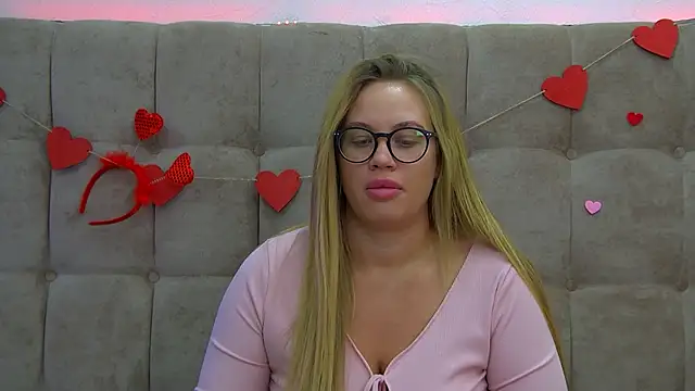 MariaNeumann online show from February 16, 2025, 1:03 am