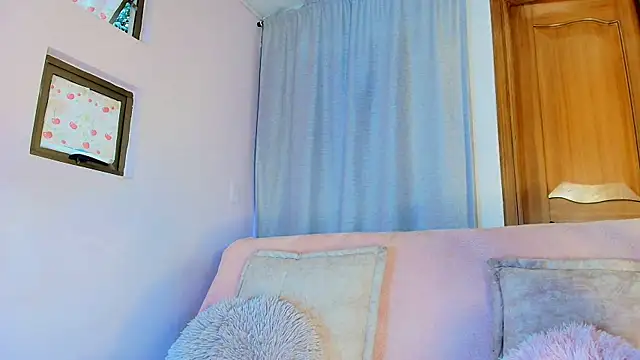 liccy hall online show from February 13, 2026, 11:39 am