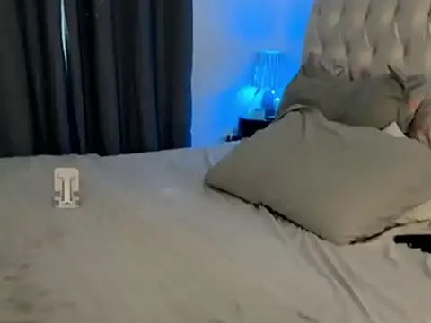 Snapshot of HotRuiva chatting on March 4, 2026, 8:48 pm HotRuiva online show from March 4, 2026, 8:48 pm