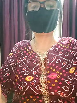 Snapshot of Aishwaryaa_69 chatting on October 19, 2025, 6:41 pm Aishwaryaa 69 online show from October 19, 2025, 6:41 pm