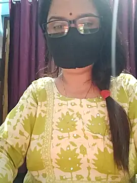 Snapshot of Aishwaryaa_69 chatting on October 21, 2025, 1:50 am Aishwaryaa 69 online show from October 21, 2025, 1:50 am