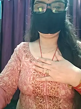 Snapshot of Aishwaryaa_69 chatting on November 23, 2025, 8:36 am Aishwaryaa 69 online show from November 23, 2025, 8:36 am