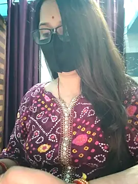 Snapshot of Aishwaryaa_69 chatting on November 27, 2025, 6:37 am Aishwaryaa 69 online show from November 27, 2025, 6:37 am