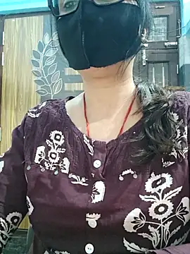 Aishwaryaa 69 online show from March 19, 2026, 10:41 am