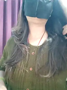 Aishwaryaa 69 online show from April 9, 2026, 2:22 am